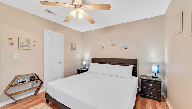 Charming Condo With Luxe Amenities Less Than 10 Minutes From the Beach - Foto 3, Habitación