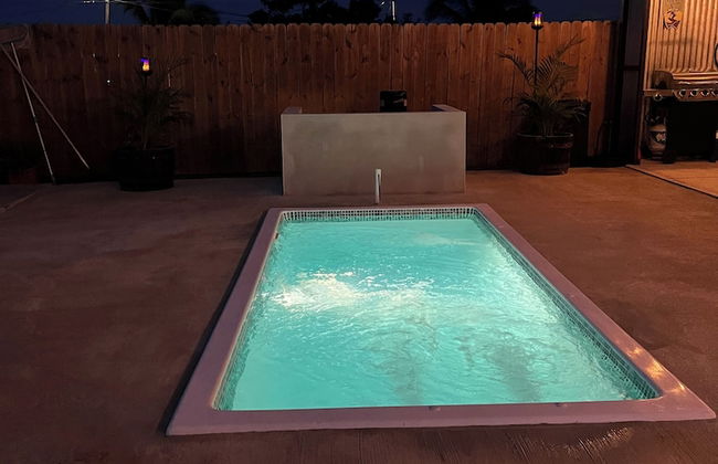 El Camper with private pool - Photo 23