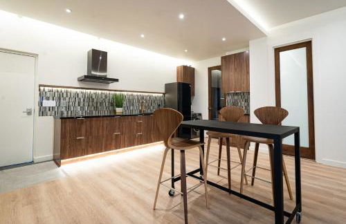 Large Modern Loft in Central Location - Photo 6