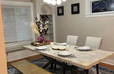 Elevated Entertainment Sleep Suite - Foto 13