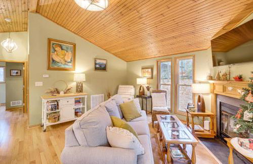 Hike and Golf! Family Home 15 Mi to Berkeley Springs - Foto 6