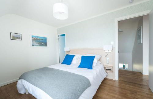 Tipoz'Immo - Maison de la Baie - vue mer et accès direct à la plage - animaux bienvenus - wifi inclus - linge inclus et lits faits - terrasse et jardin clos - parking gratuit - proche des commerces et des attractions touristiques - Foto 21