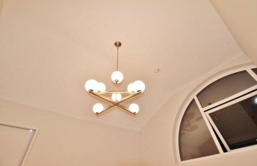 Fantastic 2 Bed Penthouse With Free Parking in Acton - Foto 23