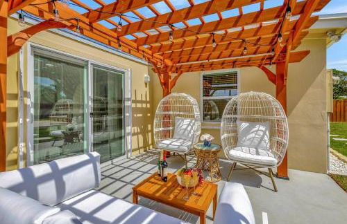 *NEW* The Surf Shack Jupiter! - Foto 45