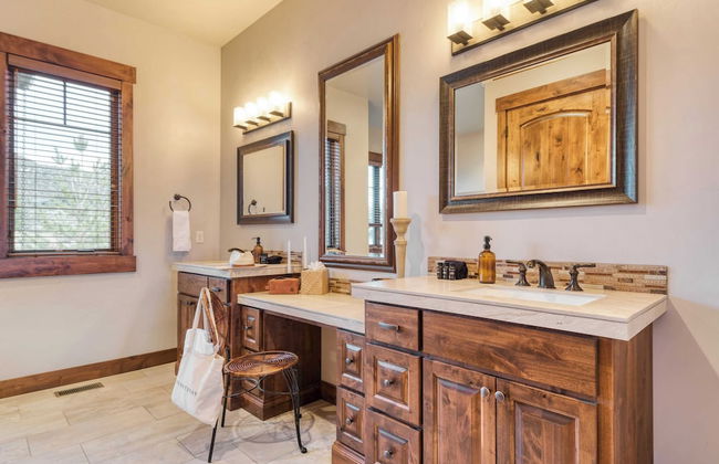 Heritage by Avantstay Luxe Oregon Retreat + Deck - Foto 20