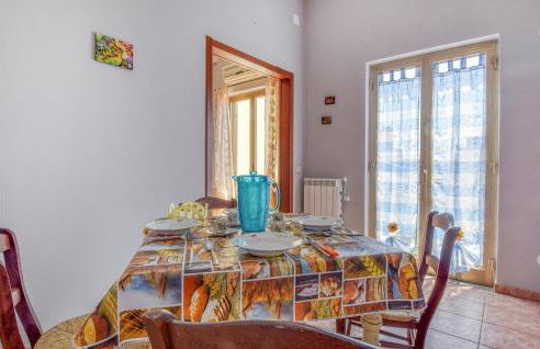 Nice Apartment In Marina Di Caronia - Foto 12