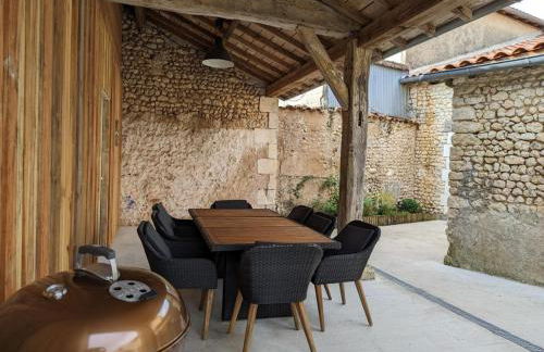 Maison avec Piscine Privative, Jardin, Billard et Proche des Plus Beaux Villages de France - FR-1-653-243 - Foto 9