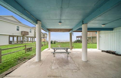 2nd Row Home Close to Beach - Foto 47