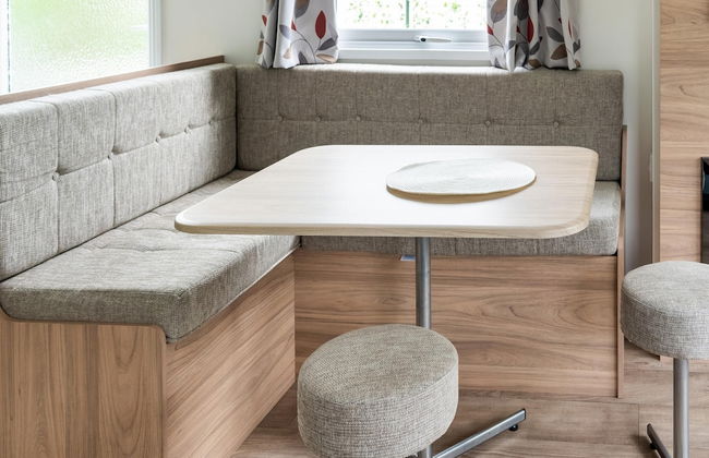 Relaxing Holiday Chalet by the Water in Grou - Foto 24