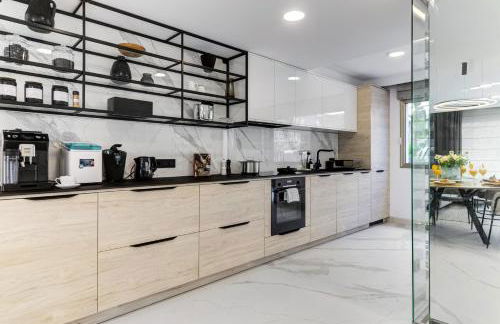 SEA VIEW I POOL I PRIVATE GARAGE I WI-FI I WINE l COFFEE - Foto 9