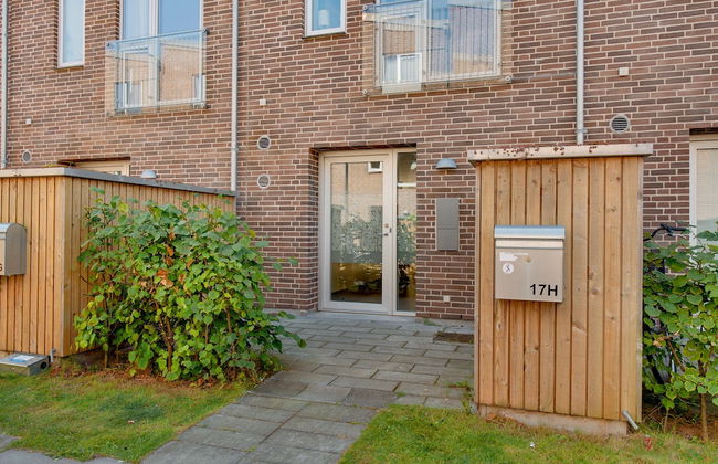 Sanders Fields - Chic 3-bdr Townhouse w Terrace - Foto 17