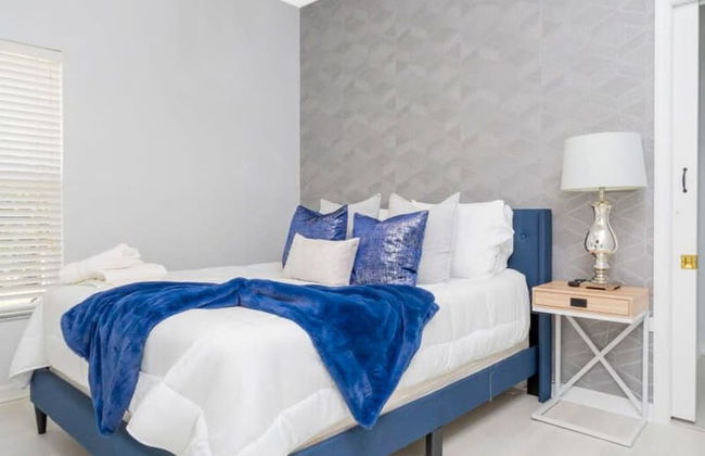 150 Stunning 4BD Perfect for Your Vacation - Foto 25