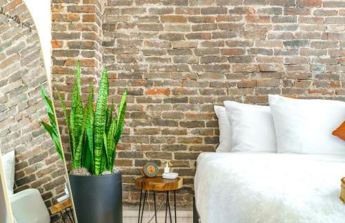 Jungle House Luxury Homes - Columbus Downtown Short North - Walk to Convention Center & Nationwide Arena - Sleeps up to 8 - Free Parking - Over 5,800 Five Stars - Foto 33