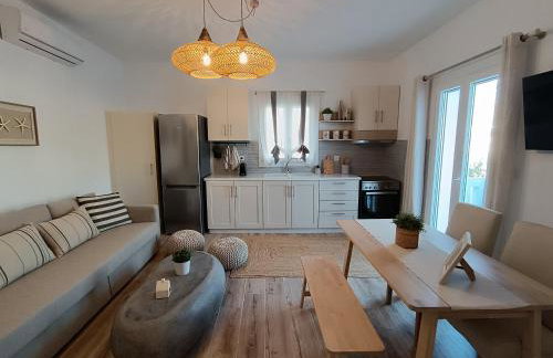 Seafront Haven - Photo 16