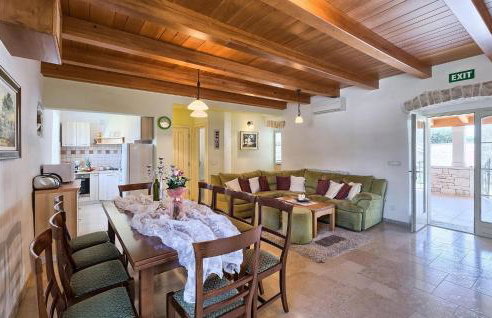 Villa Katerina - Photo 4