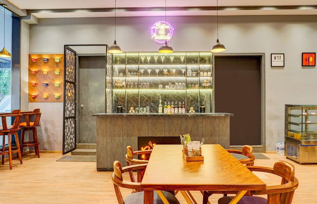 Townhouse Bombay Exhibition Centre Goregaon - Photo 25