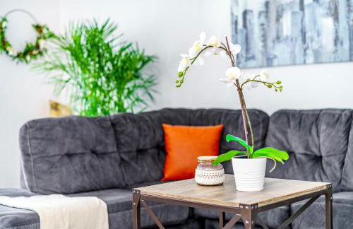 Jungle House Luxury Homes - Columbus Downtown Short North - Steps to Convention Center & Nationwide Arena - Sleeps up to 6 - Free Parking - Over 5,800 Five Stars - Foto 32