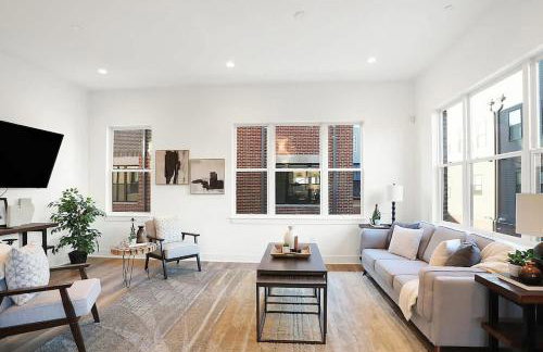 Luxury Downtown-Chatham Arch BoHo-style Townhome-Family Friendly - Foto 3