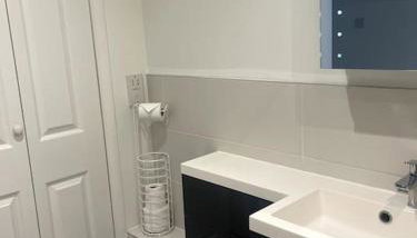 2 Bedroom Flat Bracknell Free Parking - Foto 5