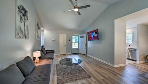 Tasteful Greensboro Haven about 3 Mi to Downtown! - Foto 5