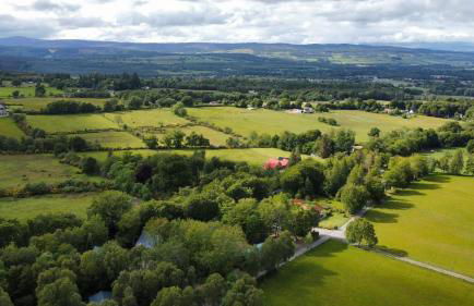 Breckland Lodge 4 with Hot Tub - Foto 27
