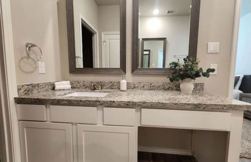 Spacious Retreat 5 Min from Lake Conroe - Foto 13