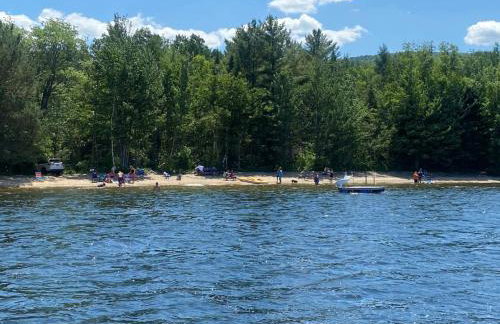 Lakeview Farmhouse with Beach Access - Foto 16