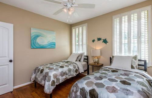 3BR Nihilani Condo with AC, Pool & Close to Shops 8C - Foto 15