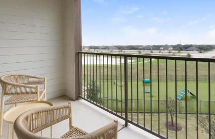 Landing Stylish 1BD Pool Gym - Foto 40