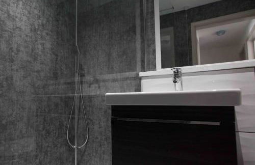 Stunning 2 bed apartment with sea views, Penzance - Foto 9