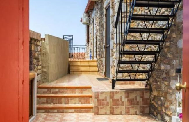 Platsa Seaview Retreat - A Stone-built Escape - Photo 27