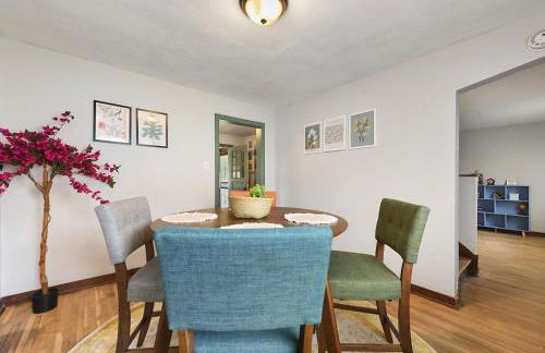 Cozy 3-bedroom family home - sleeps 8, great coffee - Foto 23