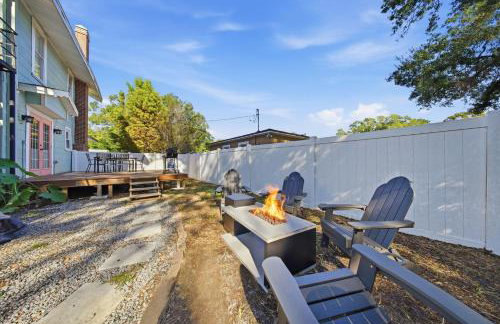 Spacious Modern Farmhouse w/ Private Patio & BBQ! - Foto 67