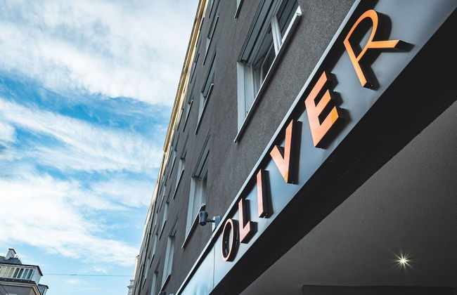 Oliver Apartments - Photo 1