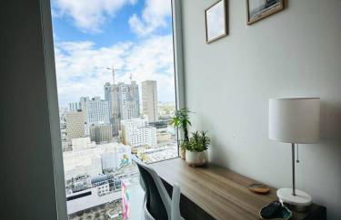 Art-filled Loft 180 Views, Rooftop Pool, Parking - Foto 27
