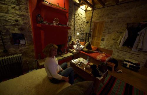 The Mountain House -mountain getaway - Photo 62