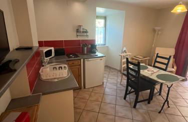 Apartment in Mostuejouls - Photo 2