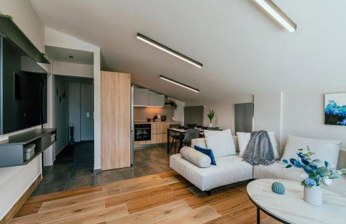 ARTica condo - Photo 8
