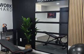 Luxury 5BR Cincinnati, Sleeps 12, Crib, Home Gym, Fenced Backyard - Foto 9