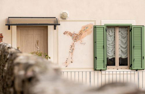 Jacuzzi Privata e Splendida Vista in bellissimo Cottage - Foto 16