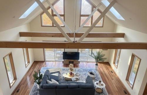 Blue Bird Chalet 5BR with Sauna near Skiing - Foto 1