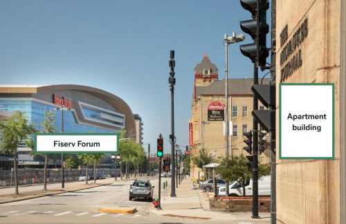 Deer District Studio Apt - One Block from Fiserv and Baird - Foto 21