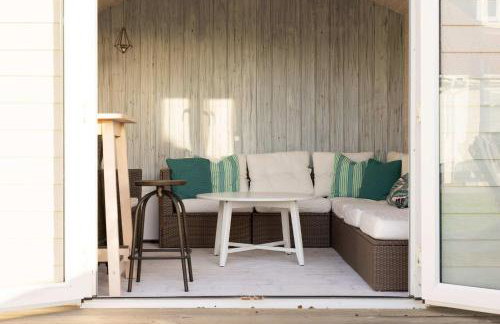 Luxury Beachfront Retreat for 14 with Hot Tub - Photo 57