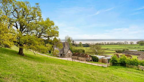 Wallhope Escape - Photo 1