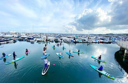 2B Redcliffe - NEW Spacious 2 Bed Family Apartment - Foto 46