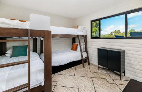 5BR Oasis with Pool, Arcade, Sauna - Photo 58