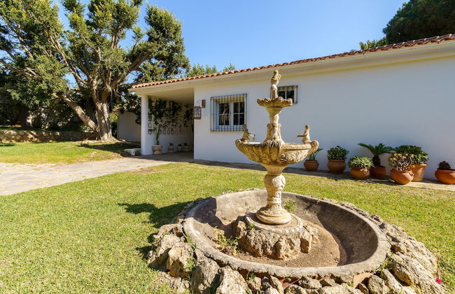 Golden Villa Luxury Pool Retreat & Beach - Foto 31