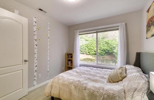 Lake Oswego Home with Deck 9 Mi to Downtown Portland - Foto 21