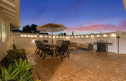 Majestic Lux Home with Heated Pool and Spa! - Foto 10