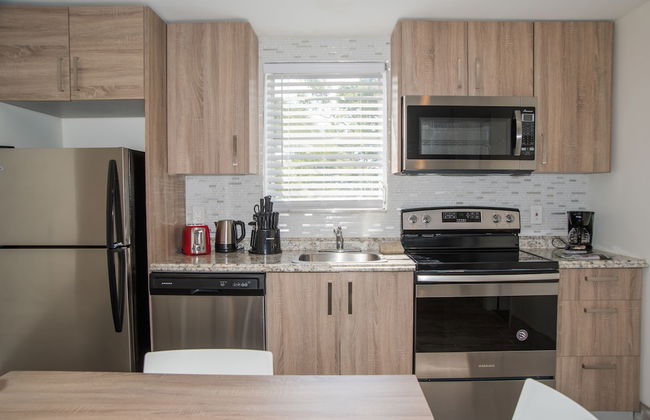 Riverside by the Beach Apartments - Foto 14